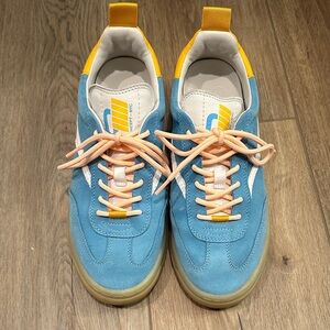 Oncept Panama Sneakers